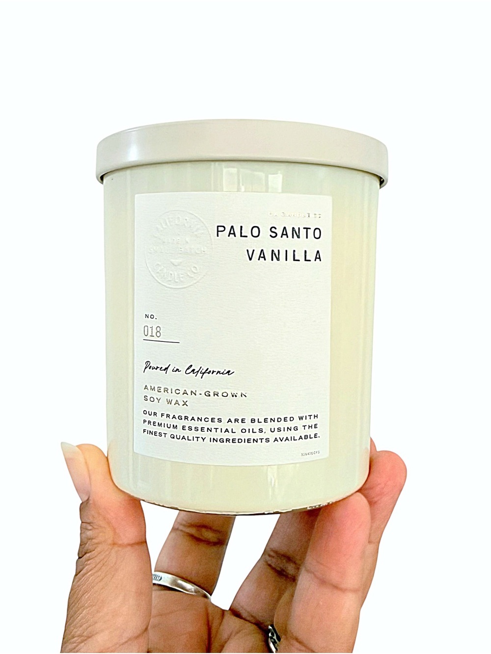 Leoben Company Palo Santo Vanilla No. 18 Soy Candle - Cream